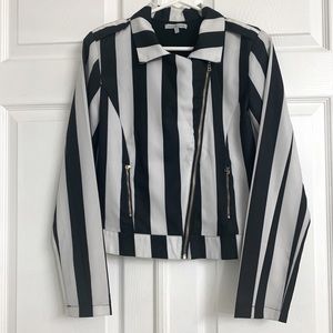 New Charlotte Russe Cross Zip Blazer